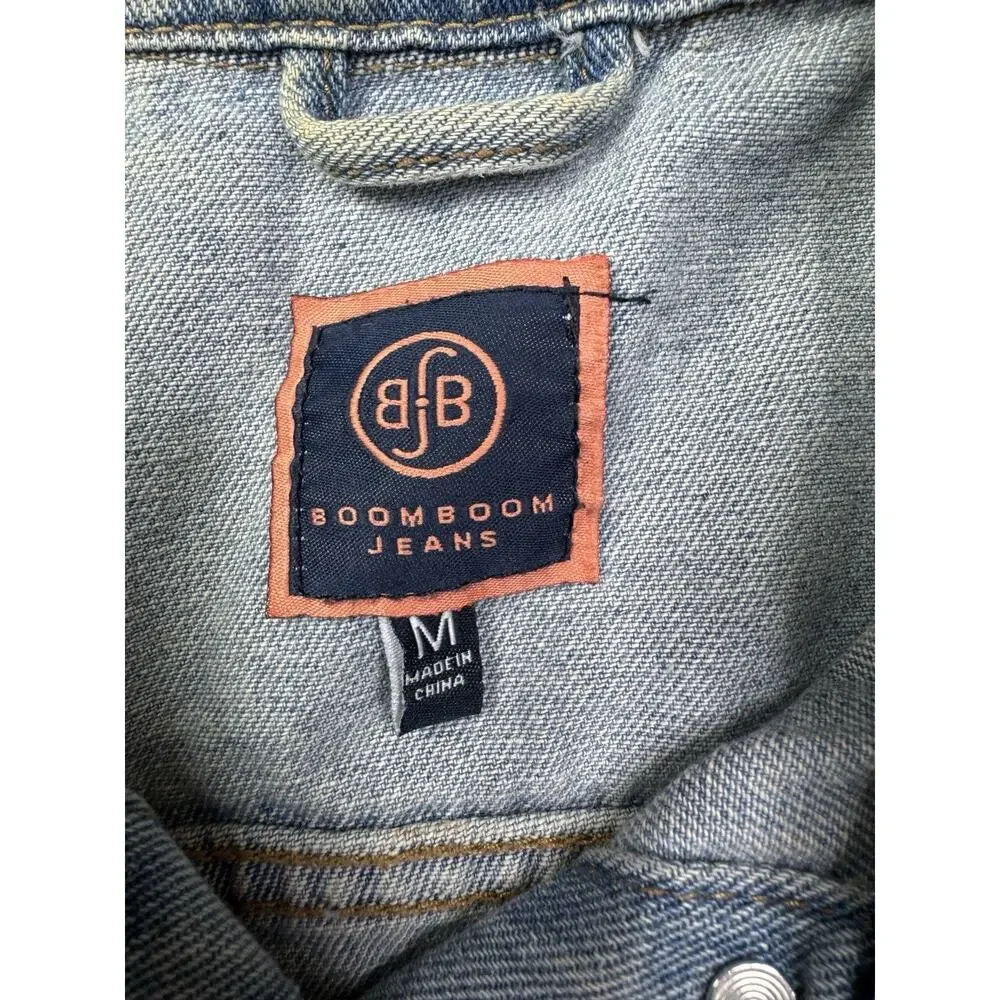 Boom Boom Jean Denim Jacket Distressed Size Medium‎ Western Rodeo Boho oversized